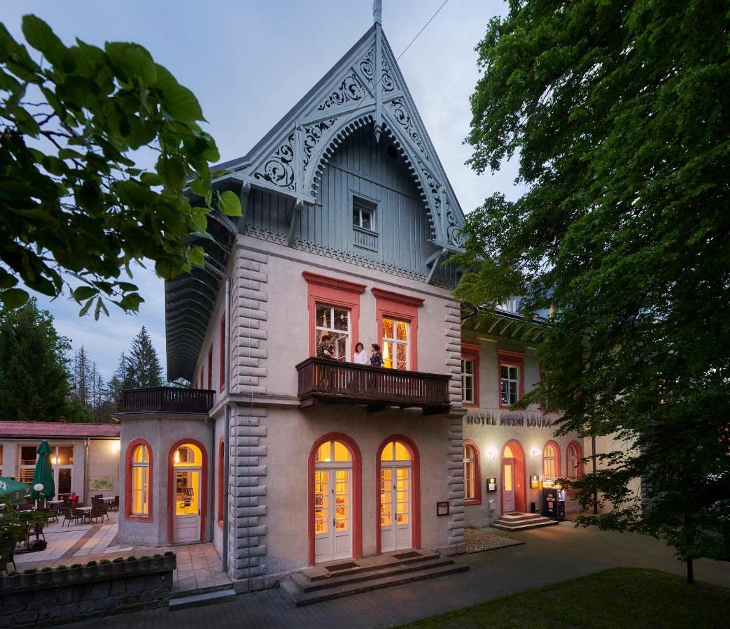Hotel Mezni Louka Hrensko Exterior photo