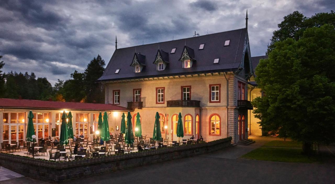 Hotel Mezni Louka Hrensko Exterior photo